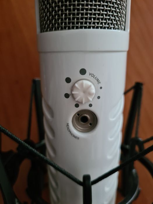 Microfone RODE PODCASTER + PSM1