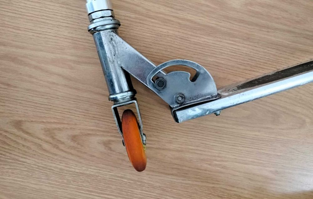 Trotinete Usada - Ideal para Praticar e Divertir-se!