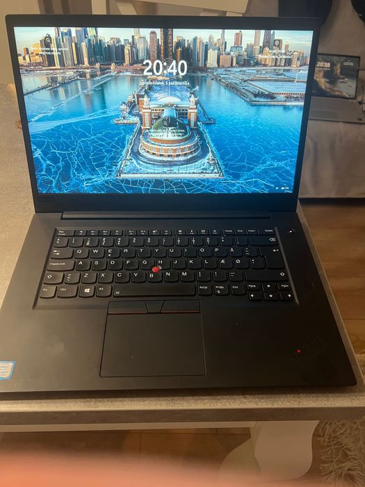 Lenovo ThinkPad X1 Extreme Gen 1 – i7 / GTX 1050 Ti / 16 GB / 1 TB