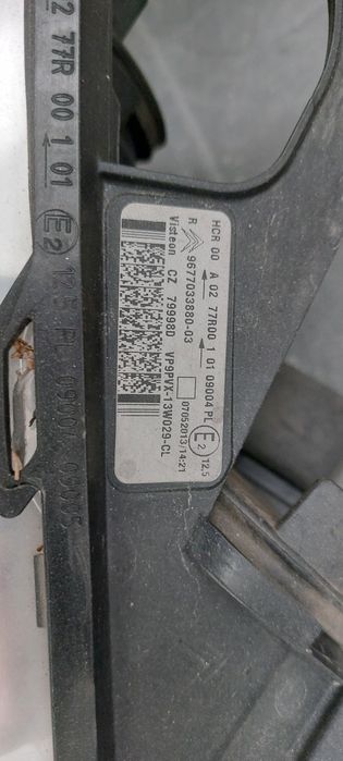 Otica direita citroen c3