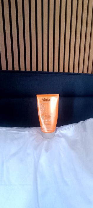 Krem do opalania Alma K.SPF 30