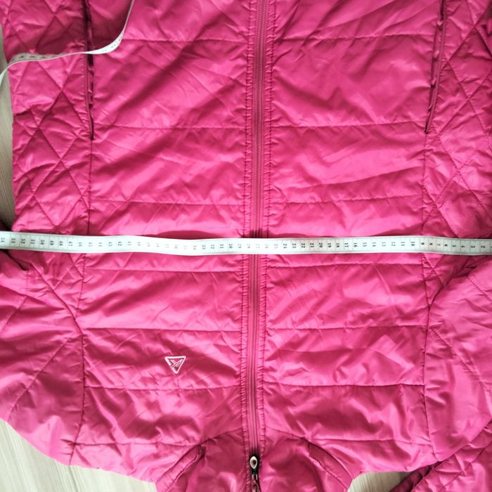 Жіноча демісезонна куртка