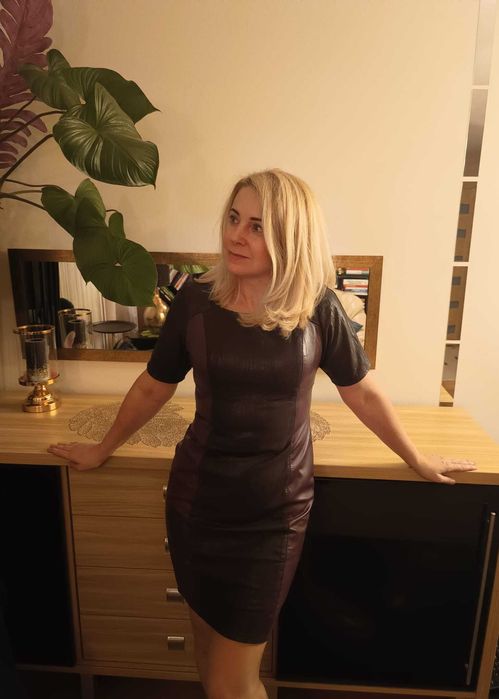 Sukienka skórzana