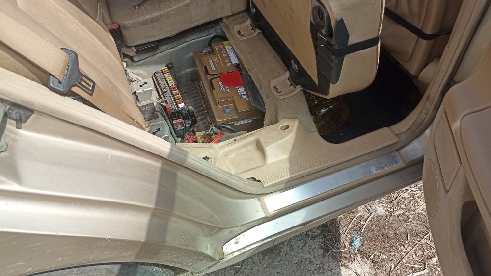 Продам Мерседес w210 на пружинах