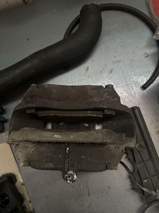 Супорта передні задні мерседес w211 w219 w220 w210