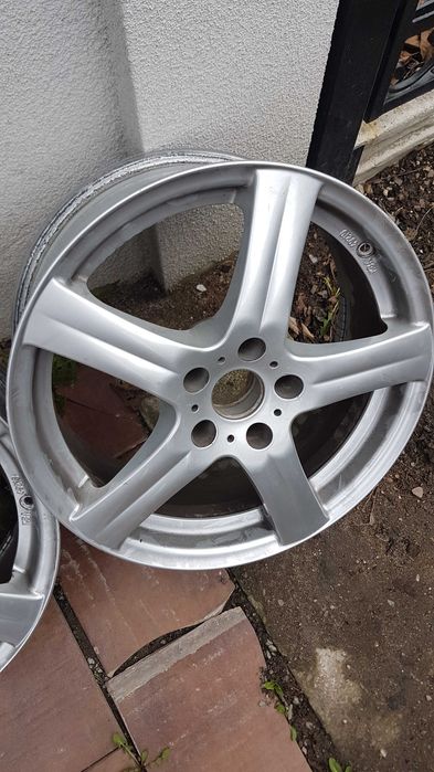 Felgi aluminiowe enzo R17 Piękny stan