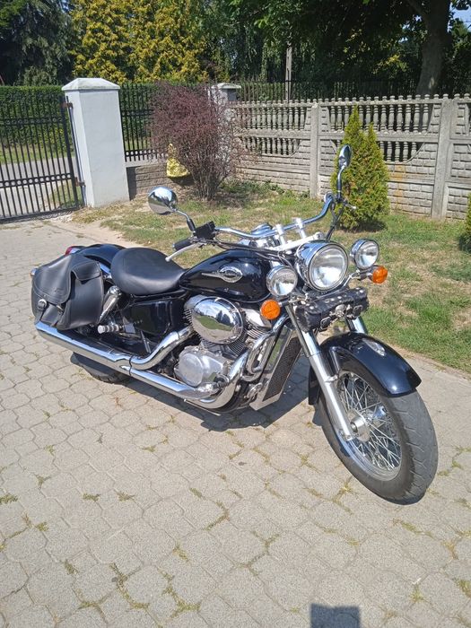 Honda shadow 750