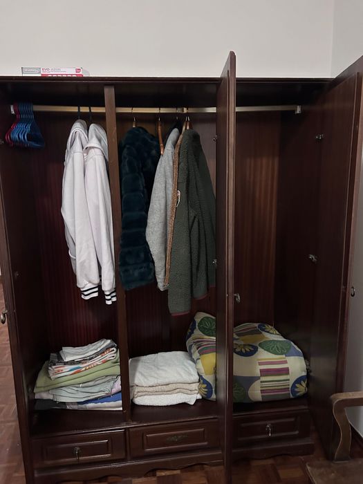 Guarda roupa ropeiro