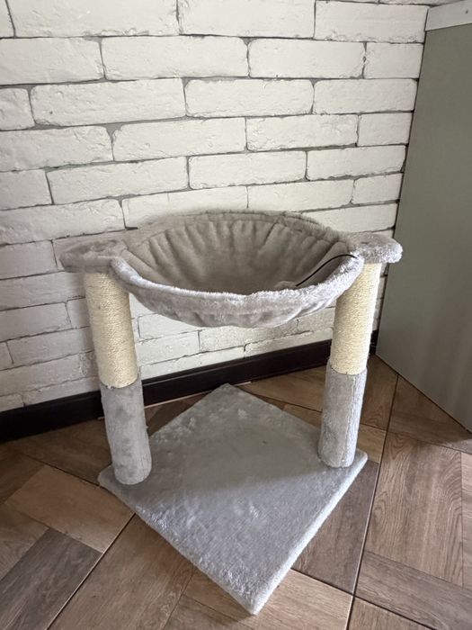 Лежанка для кота