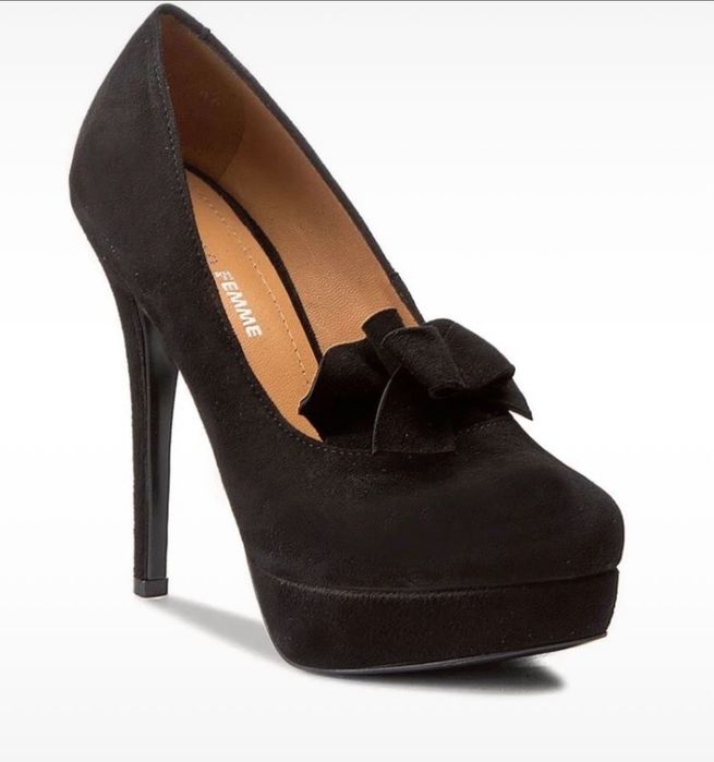 Buty czarne na obcasie SOLO FEMME
