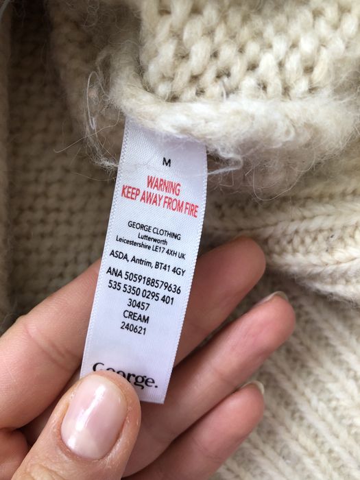 Свитер от george,размер м
