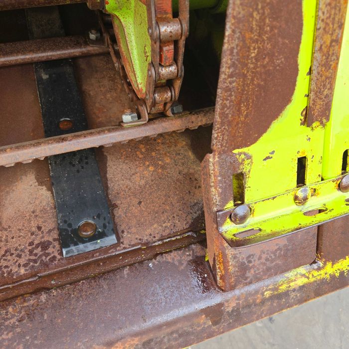 Свіжопривезений claas dominator 86