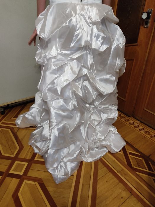 Свадебные платья новые