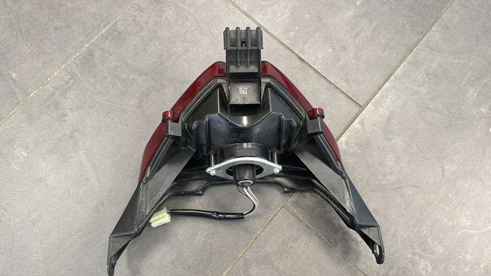 Lampa Tył Światło Suzuki GSF 650  1250 Bandit 07-12 [1637]