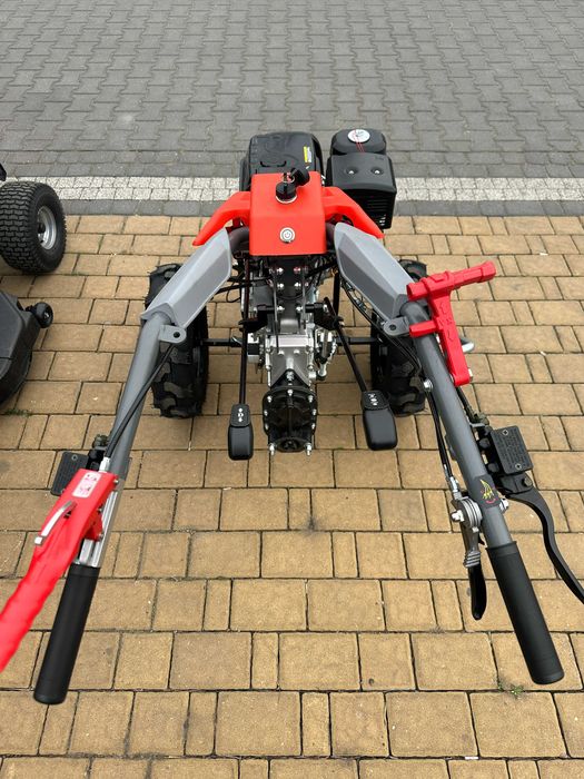 Traktor jednoosiowy MT770 Loncin 15kM Mokre sprzęgło 4 biegi