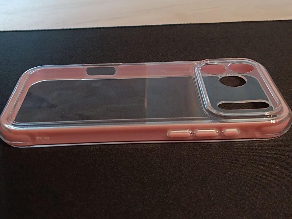 Чохол на iphone 17 pro max, рожевий