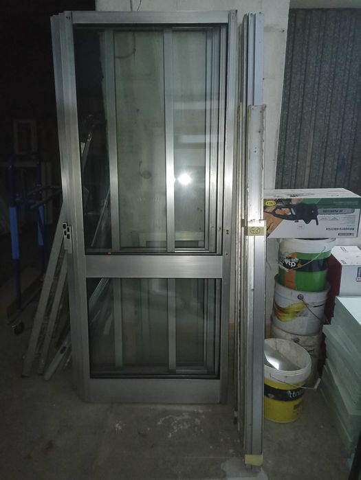 Janelas Alumínio/PVC USADAS Várias Medidas