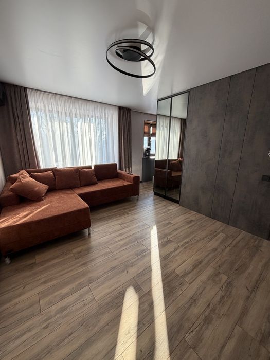 Продам 2 х кімнатну квартиру