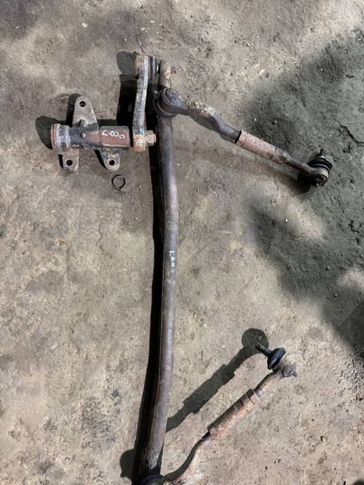 Тяга рулевая MITSUBISHI L200 1996-2007