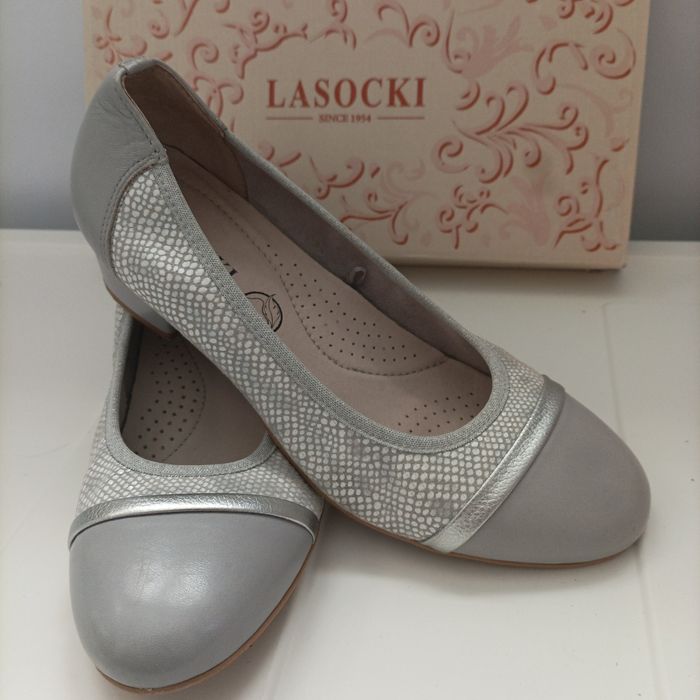 Eleganckie, buty na obcasie Lasocki srebrnoszare 38