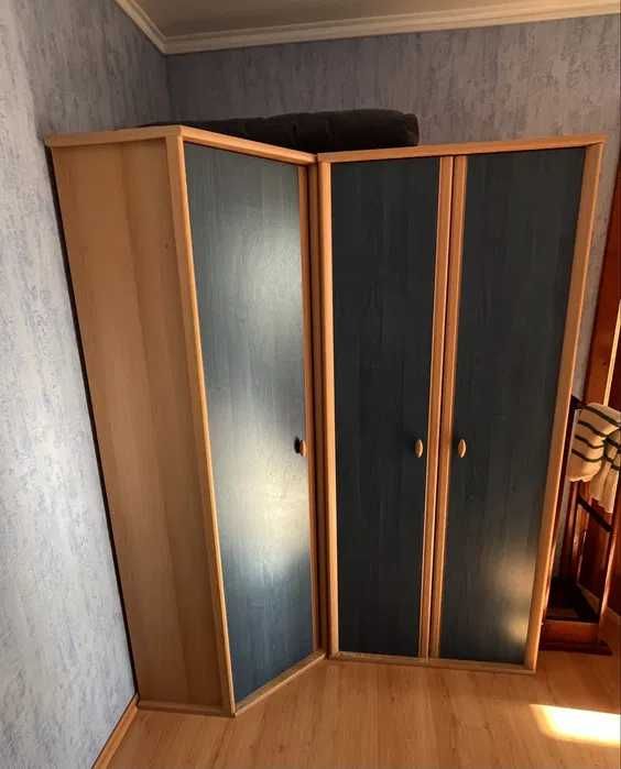 Комплект меблів для спальні/дитячої (або частинами)