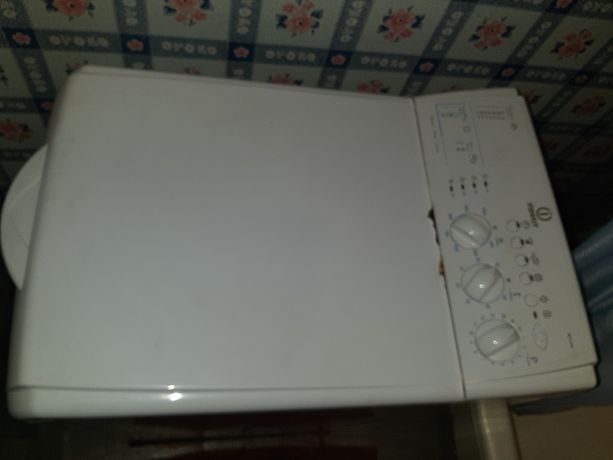 Индезит witl 106. Ручка люка для стиральной машины Индезит WITL 106(eu).