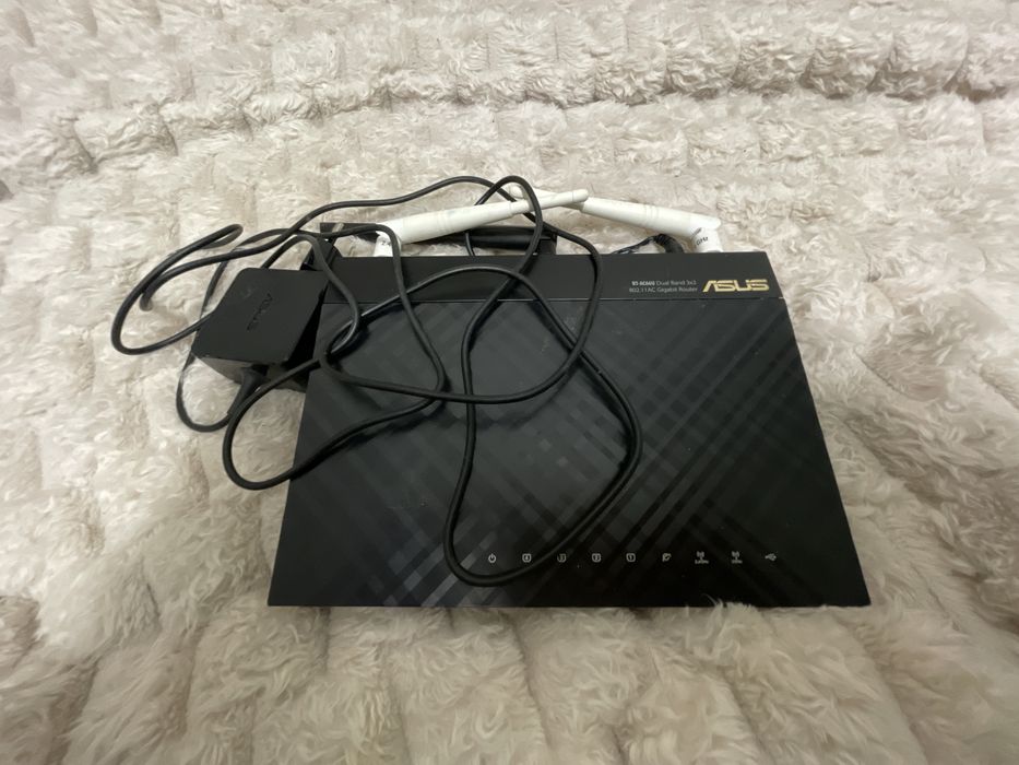 WiFi роутер марштизатор Asus RT-AC66U Dual 2.4/5Ггц 1750Mbit (0681)