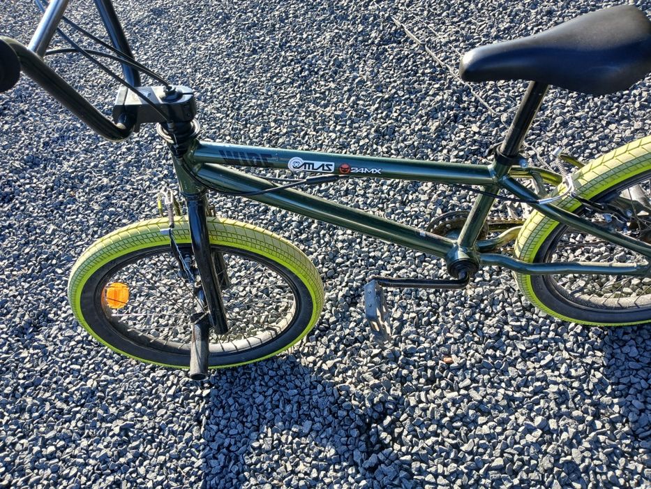 Rower bmx z pagami