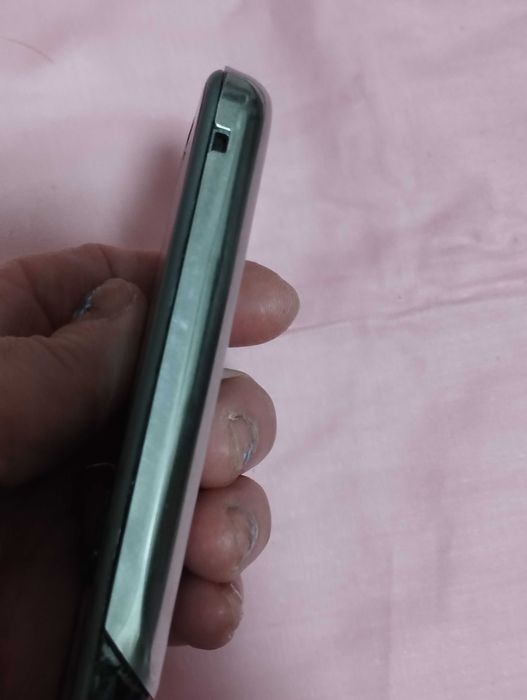 Мобильный кнопочный телефон "Samsung GC3530"без аккумулятора б у