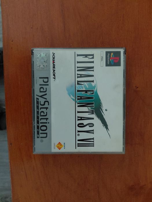 Final Fantasy VII pal  platinum