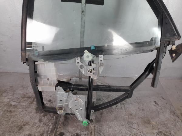Elevador vidros trás esquerdo AUDI A4 (8D2, B5)