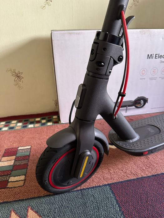 Mi Electric Scooter Pro 2