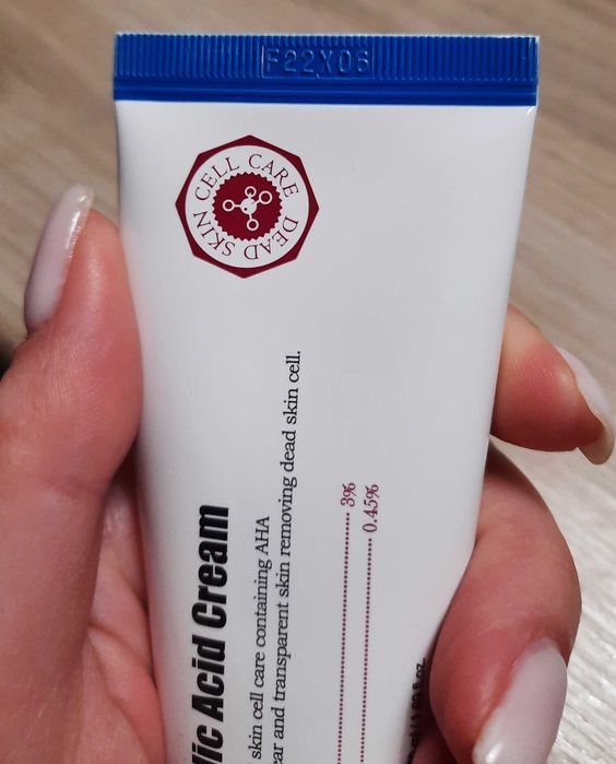 Крем для обличчя з AHA- і BHA-кислотами a'pieu glycolic acid cream 50g