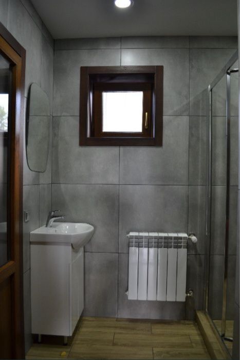 210/2 Сруб с бассейном баней и чаном