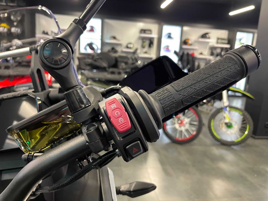 Мотоцикл CFMOTO 450MT