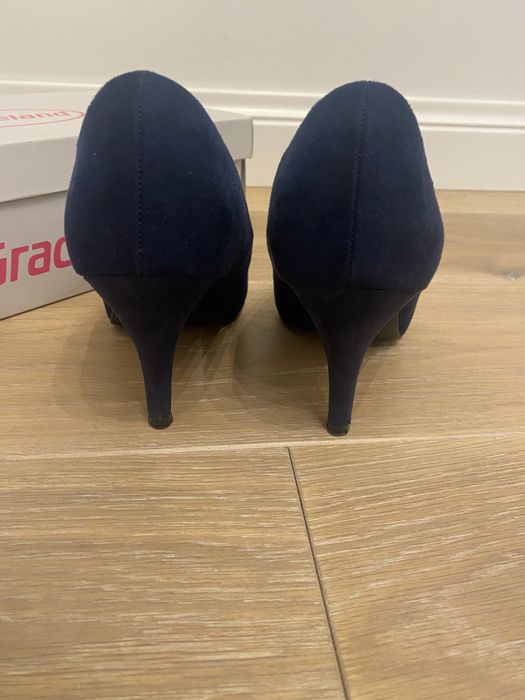 Buty szpilki rozm 38 jak NOWE