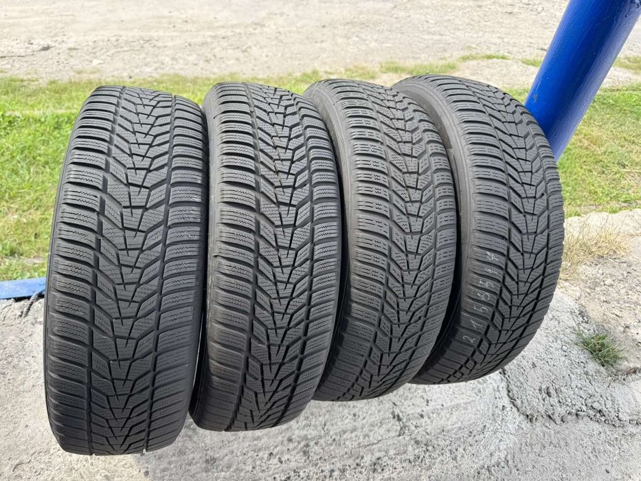 Зимові шини Hankook 215/65 R17