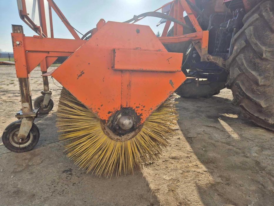 Ursus C355 C360 Zamiatarka POM 2m