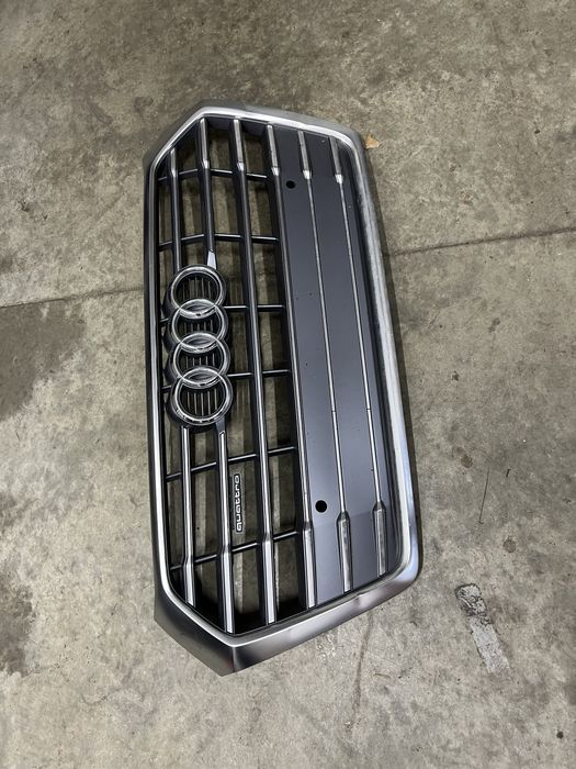 Audi q5 2020 решітка радіатора, оригінал