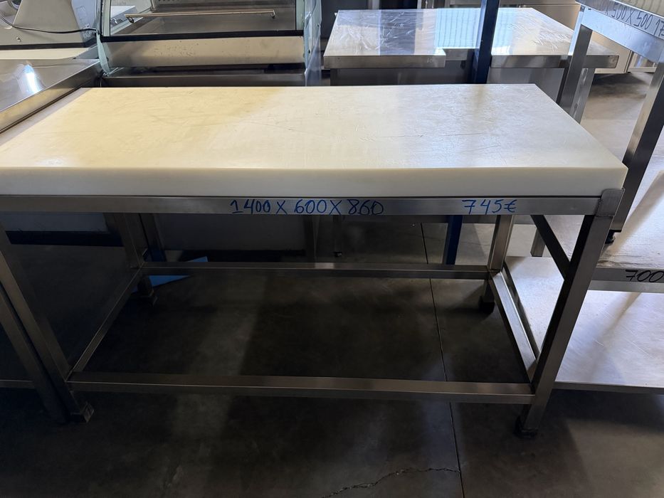 Bancada para corte de carnes