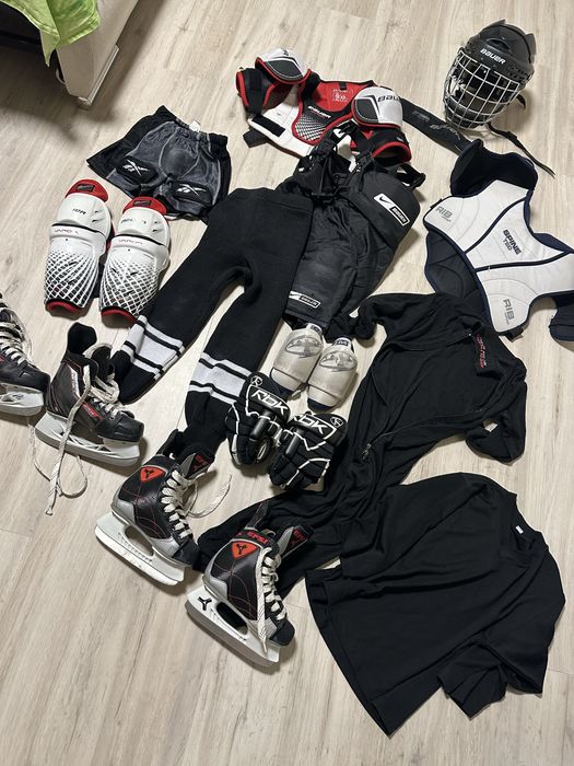 Хоккейная Форма На Ребенка 4-6 Лет. (CCM/BAUER/REEBOK)