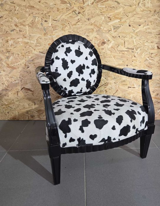 Cadeirão padrão vaca