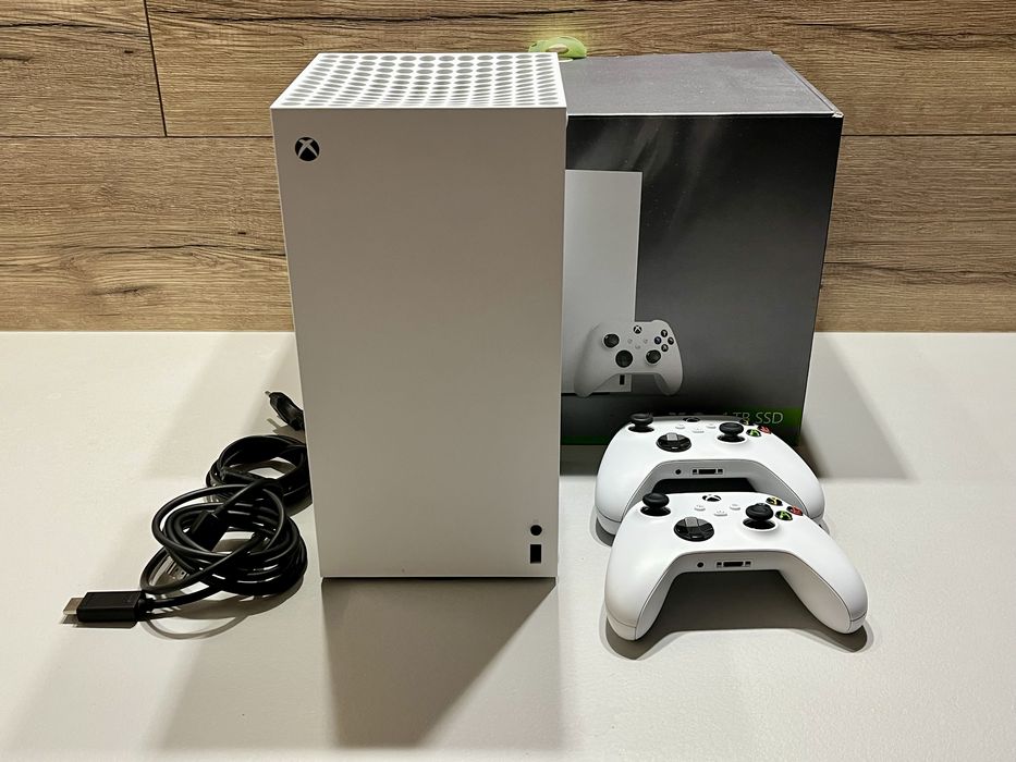 Xbox series x white, 2 pady, okablowanie, dowód zakupu, pudełko ! ! !