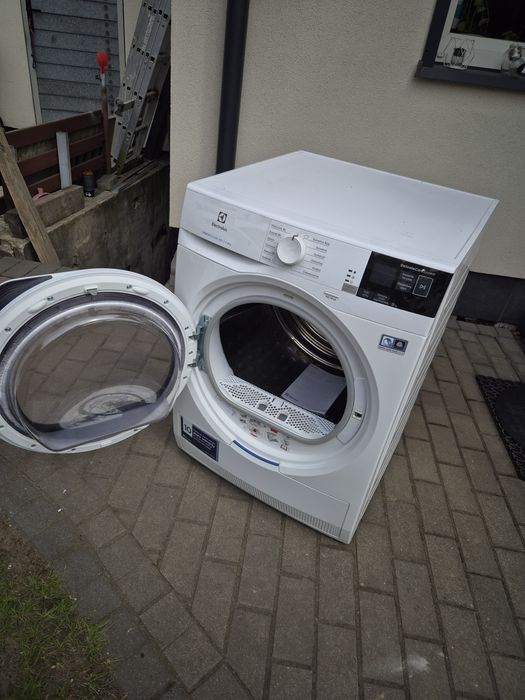 Suszarka Elektrolux uszkodzona