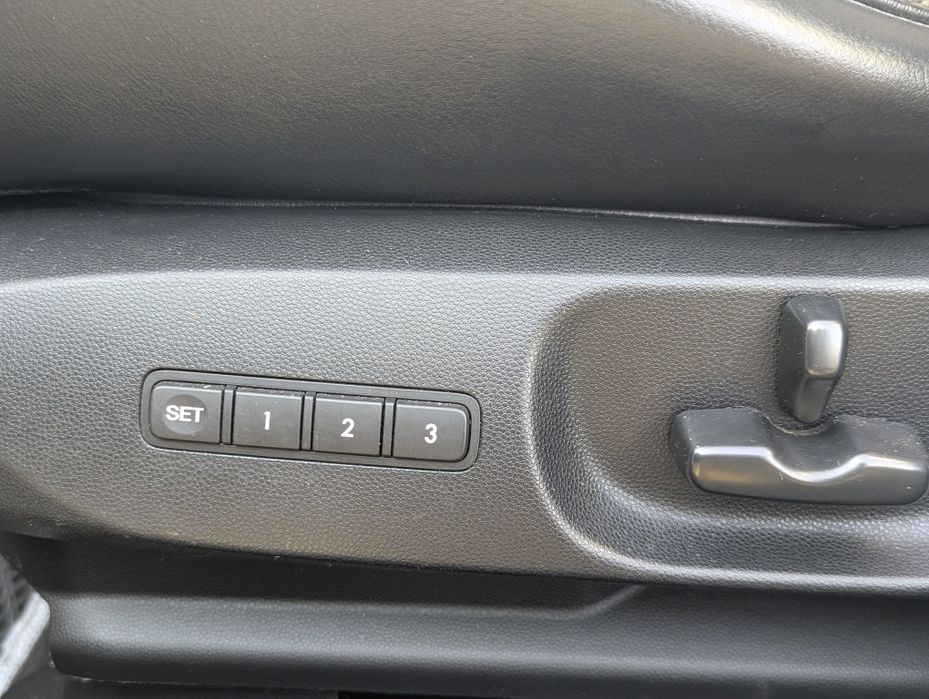 Mazda CX 7, 2.2 diesel, 2010 рік