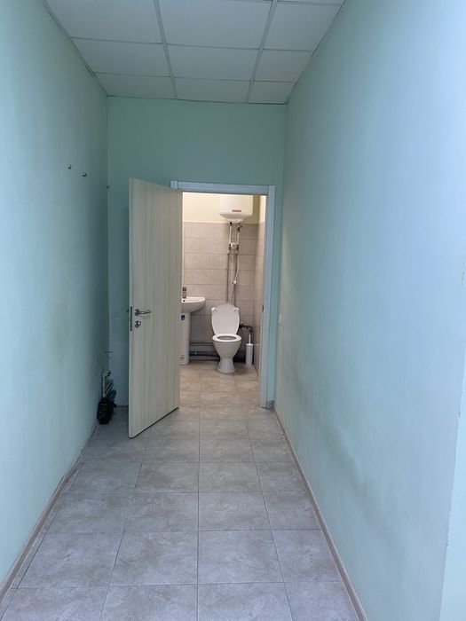 Аренда помещения  1 этаж на  красной линии