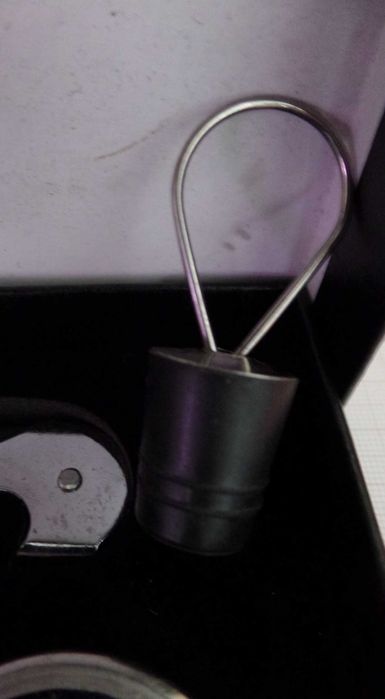 Conjunto de 4 peças para Vinho, Novo (BOX)