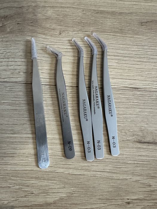 Materiały do przedłużania rzęs
