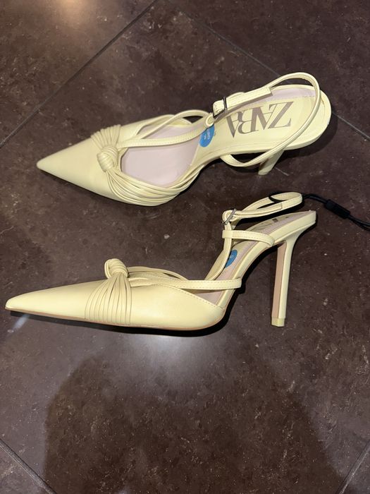 Buty na szpilce Zary