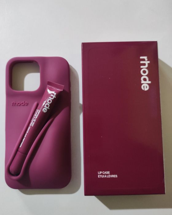 Rhode iPhone case i błyszczyk  Raspberry Jelly komplet